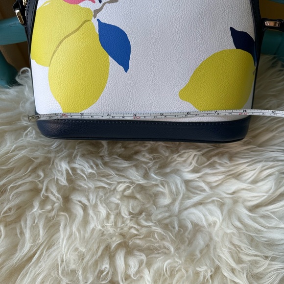 Beautiful in super excellent condition! Kate Spade lemon leather crossbody. - Picture 9 of 9